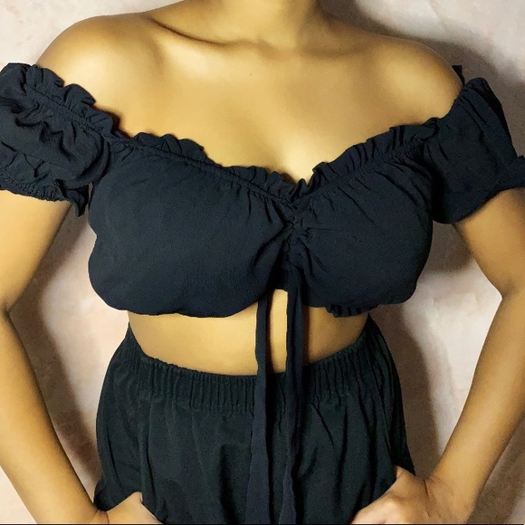 SOLD |FRILL TRIM DRAWSTRING MILKMAID CROP BLOUSE🦋 - Picture 1 of 4